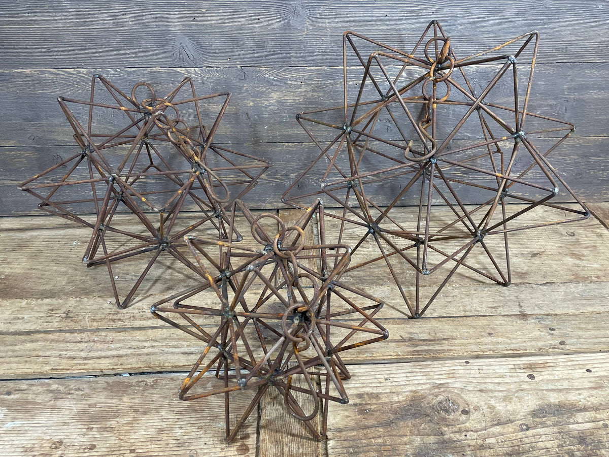 Small Primitive Iron Hanging Star