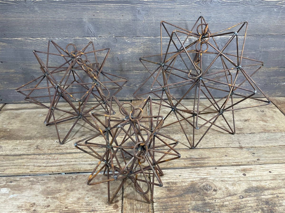 Medium Primitive Iron Hanging Star