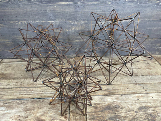 Medium Primitive Iron Hanging Star